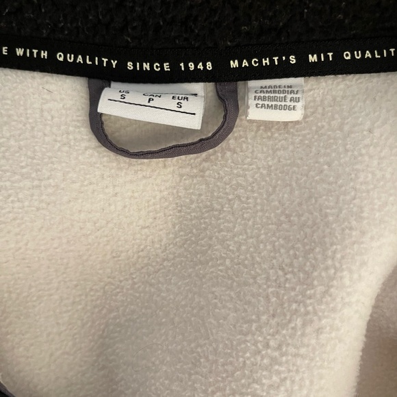 Puma Fleece Jacket - Picture 2 of 3